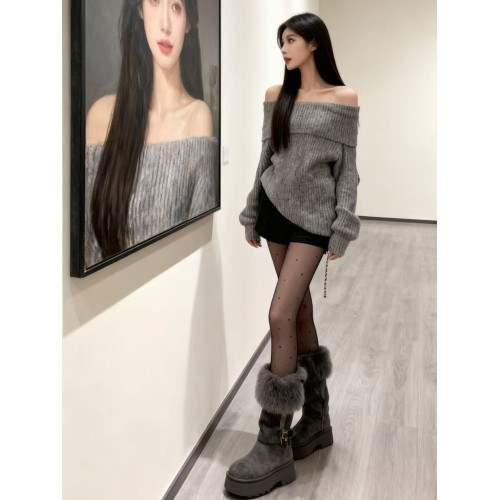 2025秋冬新款慵懶風寬松一字肩針織衫女灰色毛衣洋氣時髦露肩上衣