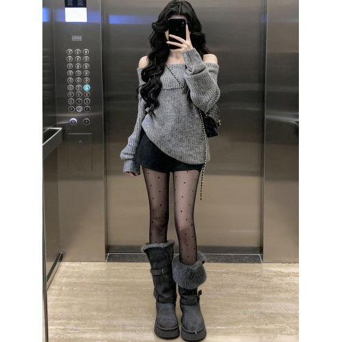 2025秋冬新款慵懶風寬松一字肩針織衫女灰色毛衣洋氣時髦露肩上衣