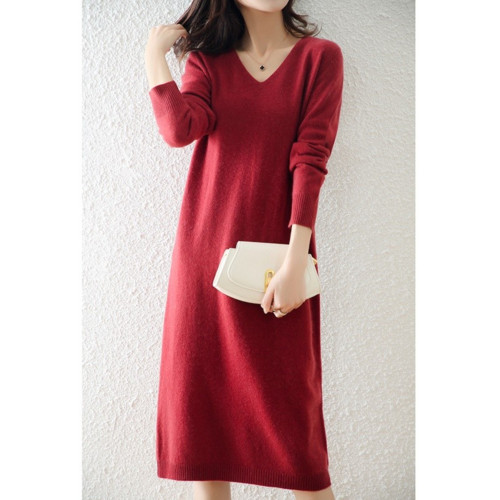 2023冬季新款v領打底毛衣裙女中長款寬松過膝直筒針織加厚連衣裙