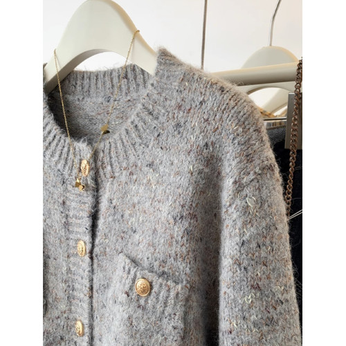 小香風點點正肩毛衣外套女2025早秋裝新款胖mm高級感輕奢針織開衫