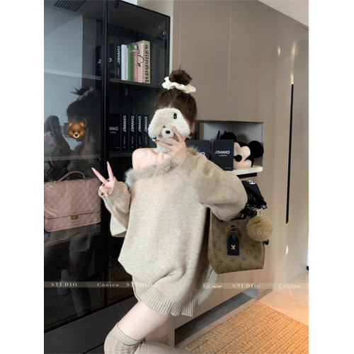 美拉德毛絨拼接斜領露肩毛衣女秋冬獨特慵懶松弛感寬松洋氣針織衫