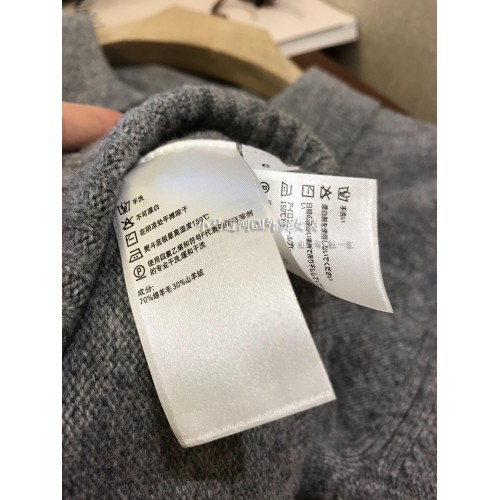 純元E*家!渠道貨~25新款氣質減齡小刺蝟刺綉Polo翻領羊絨衫毛衣 純元E*家!渠道貨~25新款氣質減齡小刺蝟刺綉Polo翻領羊絨衫毛衣