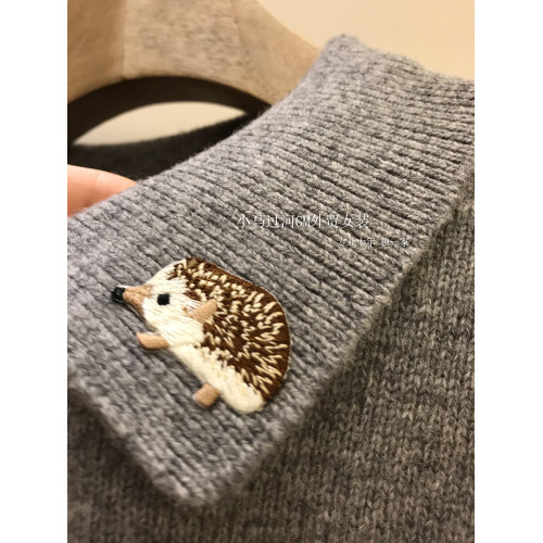 純元E*家!渠道貨~25新款氣質減齡小刺蝟刺綉Polo翻領羊絨衫毛衣 純元E*家!渠道貨~25新款氣質減齡小刺蝟刺綉Polo翻領羊絨衫毛衣