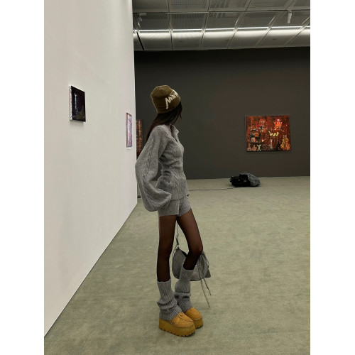 韓系慵懶風灰色套頭麻花毛衣女冬修身顯瘦亨利領針織上衣褲子套裝 韓系慵懶風灰色套頭麻花毛衣女冬修身顯瘦亨利領針織上衣褲子套裝