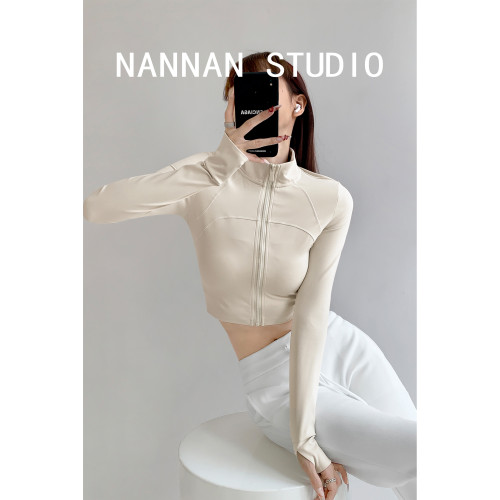自畱N件~健身短款修身瑜珈服上衣女春秋季美式明線設計感長袖外套 自畱N件~健身短款修身瑜珈服上衣女春秋季美式明線設計感長袖外套
