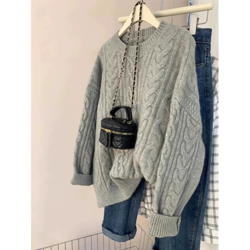 2024秋冬慵懶風加厚復古麻花馬海毛寬松外穿圓領打底套頭毛衣女潮 2024秋冬慵懶風加厚復古麻花馬海毛寬松外穿圓領打底套頭毛衣女潮