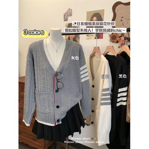 kumikumi學院風小衆減齡氣質長袖毛衣開衫女冬季顯瘦百搭chic上衣