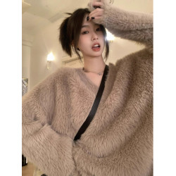 慵懶感仿貂毛V領長袖毛衣女裝秋冬2025新款套頭寬松時尚百搭上衣