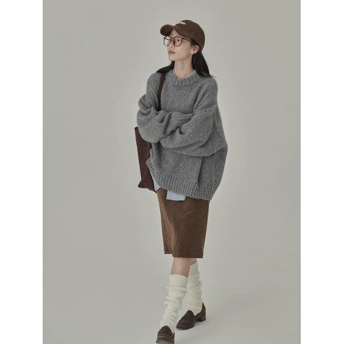 秋冬季寬松慵懶風純色圓領套頭白色復古外穿內搭針織衫加厚毛衣女 秋冬季寬松慵懶風純色圓領套頭白色復古外穿內搭針織衫加厚毛衣女