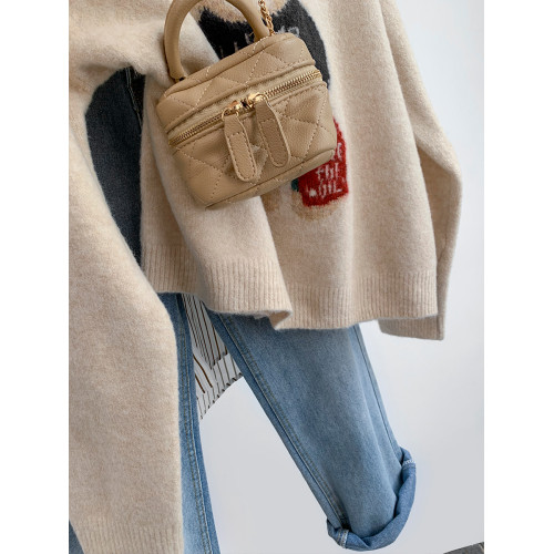 小熊刺綉浣熊絨圓領套頭毛衣女秋冬2025新款寬松慵懶風打底針織衫