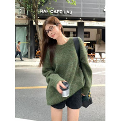 純色港風綠色毛衣女冬季2024新款慵懶風軟糯設計感針織衫套頭上衣