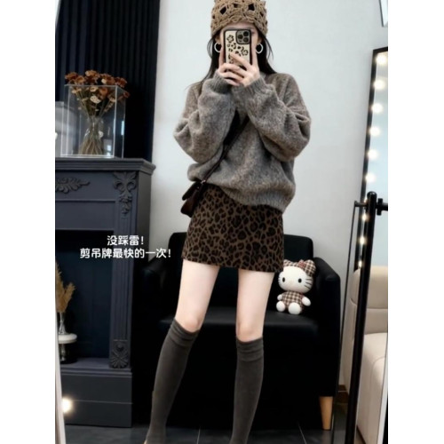 秋冬設計感慵懶風寬松毛衣女灰咖色高級感氣質加厚保暖針織衫上衣