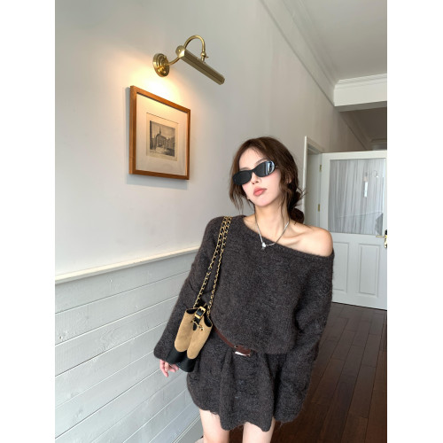 PPHOME時髦設計感斜肩長袖針織衫女秋辣妹露肩毛衣寬松中長款上衣