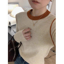 2025秋季撞色圓領針織上衣女修身設計感內搭毛衣時髦百搭打底小衫