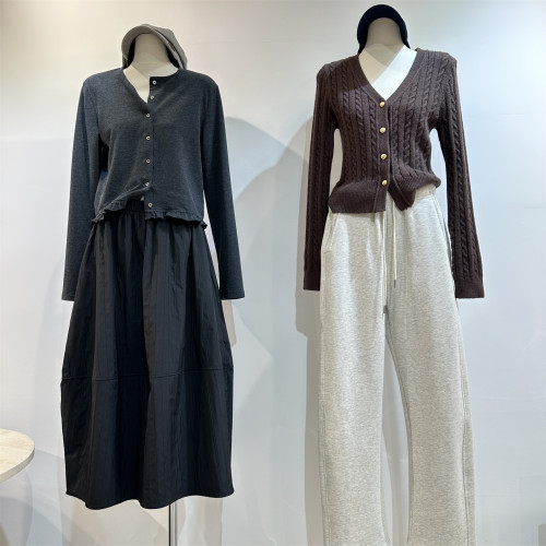 秋冬季V領麻花修身顯瘦針織開衫曡穿內搭絞花上衣短外套2025新款