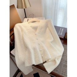 法式高級感氣質V領毛衣女秋冬季小衆設計感時尚魚尾裙擺針織開衫