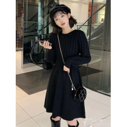 針織連衣裙女2023秋冬新款韓版收腰顯瘦加厚中款打底麻花毛衣短裙