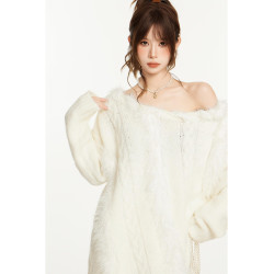 白色一字肩斜肩針織毛衣女秋冬加厚軟糯寬松慵懶風馬海毛露肩上衣