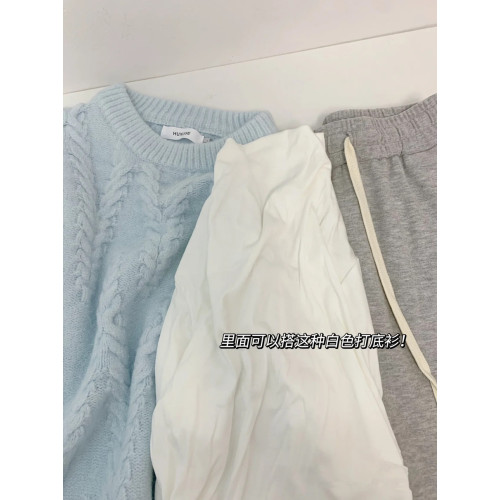 日系復古麻花軟糯圓領毛衣女秋冬2024新款慵懶寬松外穿百搭打底衫