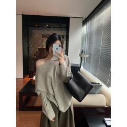 寬松慵懶高級感斜肩毛衣女秋冬款穿搭軟糯松弛感蝙蝠袖一字肩上衣