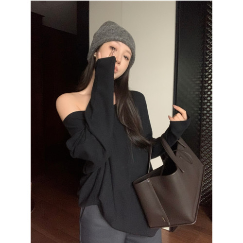 寬松慵懶高級感斜肩毛衣女秋冬款穿搭軟糯松弛感蝙蝠袖一字肩上衣