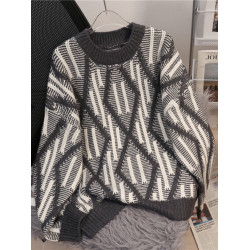 紅色菱格過年毛衣女秋冬外穿加厚設計感小衆慵懶風日系復古高級感