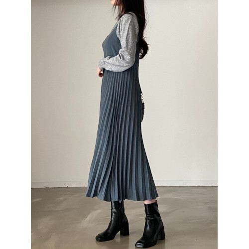 氣質連衣裙女冬季穿搭時尚高級感壓褶絨面吊帶裙法式別致長款裙子