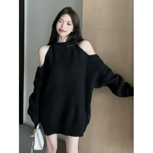 大碼慵嬾風黑色鏤空露肩套頭毛衣女春秋寬鬆中長款掛脖針織衫上衣