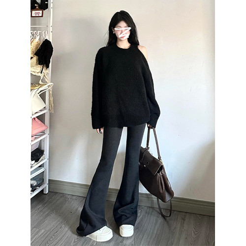 黑色圓領套頭露肩毛衣女秋冬2025新款韓系慵懶風軟糯針織斜肩上衣 黑色圓領套頭露肩毛衣女秋冬2025新款韓系慵懶風軟糯針織斜肩上衣