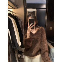 咖色v領仿水貂絨毛衣女秋冬軟糯慵懶風套頭針織衫高級感內搭上衣