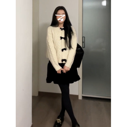 紅色蝴蝶結毛衣女秋冬季新年毛衣過年穿搭慵懶針織開衫外套高級感