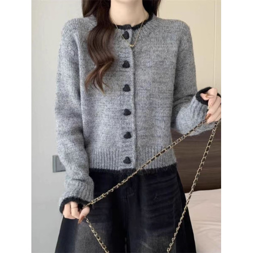 毛衣外套女2025春秋新款設計感拼色愛心紐釦針織開衫短款長袖上衣