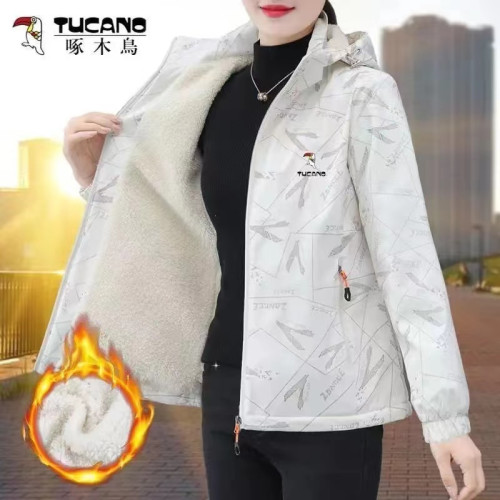 啄木鳥沖鋒衣外套女春秋2025新款媽媽裝休閒百搭加絨加厚夾克上衣 啄木鳥沖鋒衣外套女春秋2025新款媽媽裝休閒百搭加絨加厚夾克上衣