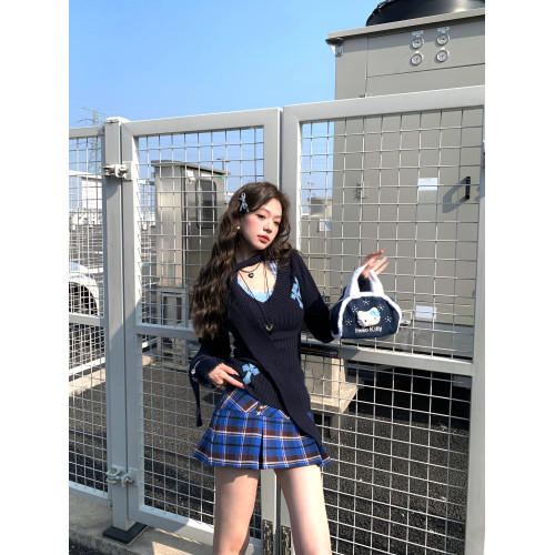 美式辣妹V領十字架毛衣女秋冬2025新款內搭打底針織衫設計感上衣