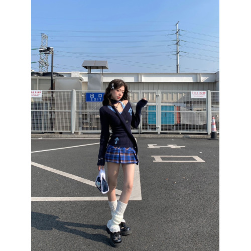 美式辣妹V領十字架毛衣女秋冬2025新款內搭打底針織衫設計感上衣