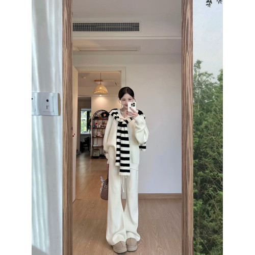 韓系撞色披肩白色毛衣女秋冬2025新款寬松慵懶松弛感穿搭針織上衣