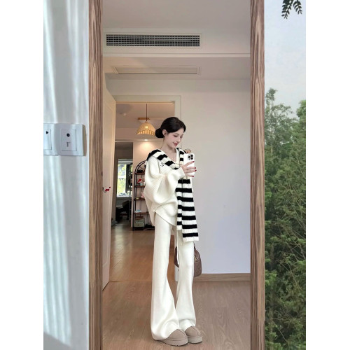 韓系撞色披肩白色毛衣女秋冬2025新款寬松慵懶松弛感穿搭針織上衣