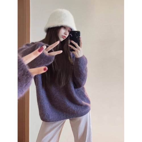 高級感浣熊絨紫色毛衣女秋冬軟糯加厚保暖馬海毛圓領氣質針織上衣