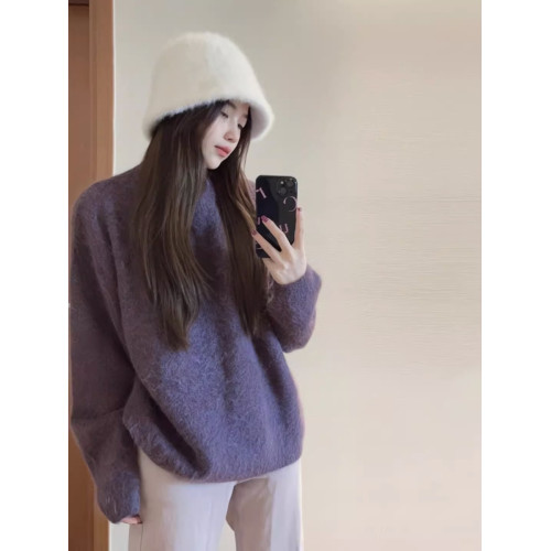 高級感浣熊絨紫色毛衣女秋冬軟糯加厚保暖馬海毛圓領氣質針織上衣