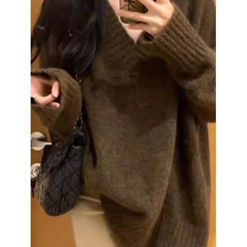 慵懶風寬松咖色套頭V領毛衣女2025年秋季簡約高級感軟糯針織上衣 慵懶風寬松咖色套頭V領毛衣女2025年秋季簡約高級感軟糯針織上衣