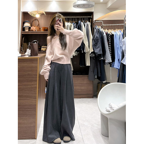 粉色不規則斜肩掛脖毛衣女款秋季2025新款韓系穿搭短款針織衫上衣 粉色不規則斜肩掛脖毛衣女款秋季2025新款韓系穿搭短款針織衫上衣
