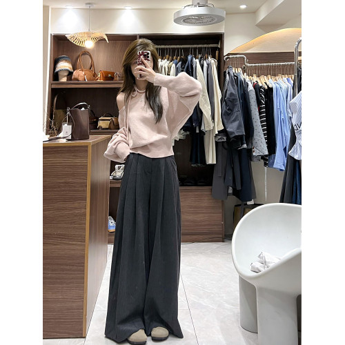 粉色不規則斜肩掛脖毛衣女款秋季2025新款韓系穿搭短款針織衫上衣 粉色不規則斜肩掛脖毛衣女款秋季2025新款韓系穿搭短款針織衫上衣