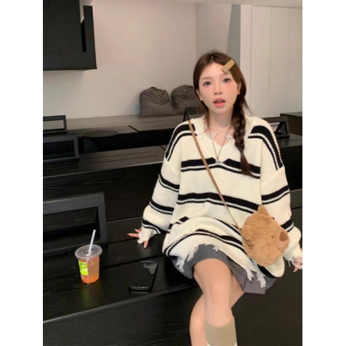 軟糯慵懶風條紋破洞v領毛衣女秋冬寬松針織衫日系復古中長款上衣 軟糯慵懶風條紋破洞v領毛衣女秋冬寬松針織衫日系復古中長款上衣