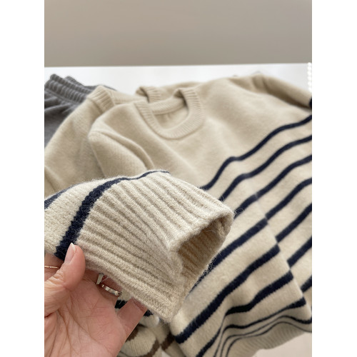 韓系簡約條紋毛衣女!秋冬慵懶風軟糯厚實外穿寬松圓領針織衫上衣 韓系簡約條紋毛衣女!秋冬慵懶風軟糯厚實外穿寬松圓領針織衫上衣