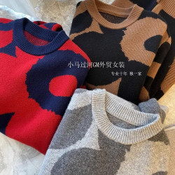 渠道貨！！閉眼入，M*R大花朵提花 圓領寬松套頭針織羊毛毛衣女冬