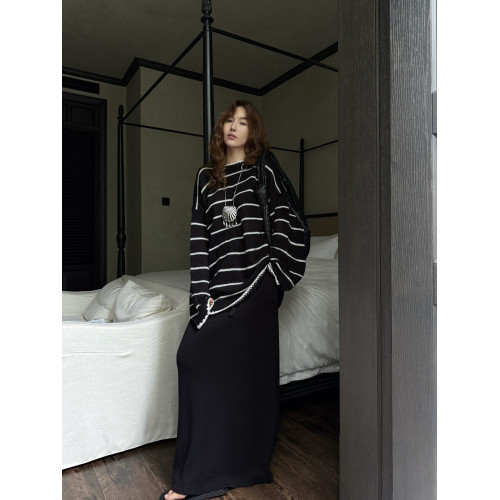 ALL IN十三行2025秋季新款寬松慵懶風休閒條紋中長款針織衫毛衣女