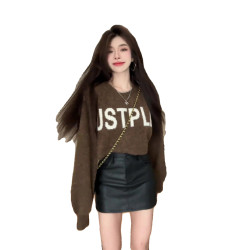 美拉德慵懶風短款毛衣女秋冬新款高級感設計感上衣字母復古寬松