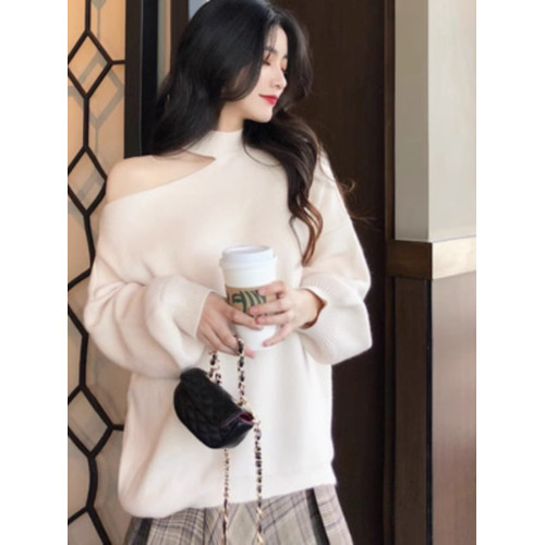 港風掛脖露肩毛衣女中長款202年秋冬新款網紅寬鬆性感針織上衣女