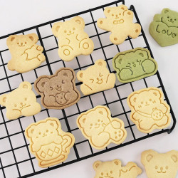 可愛小熊卡通餅乾模具3d立體按壓兒童親子diy曲奇家用烘焙工具