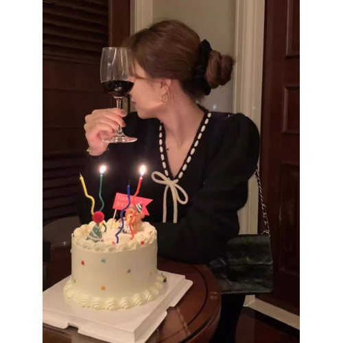 奶fufu紅色蝴蝶結毛衣女秋冬2025新款超好看法式V領內搭針織開衫 奶fufu紅色蝴蝶結毛衣女秋冬2025新款超好看法式V領內搭針織開衫